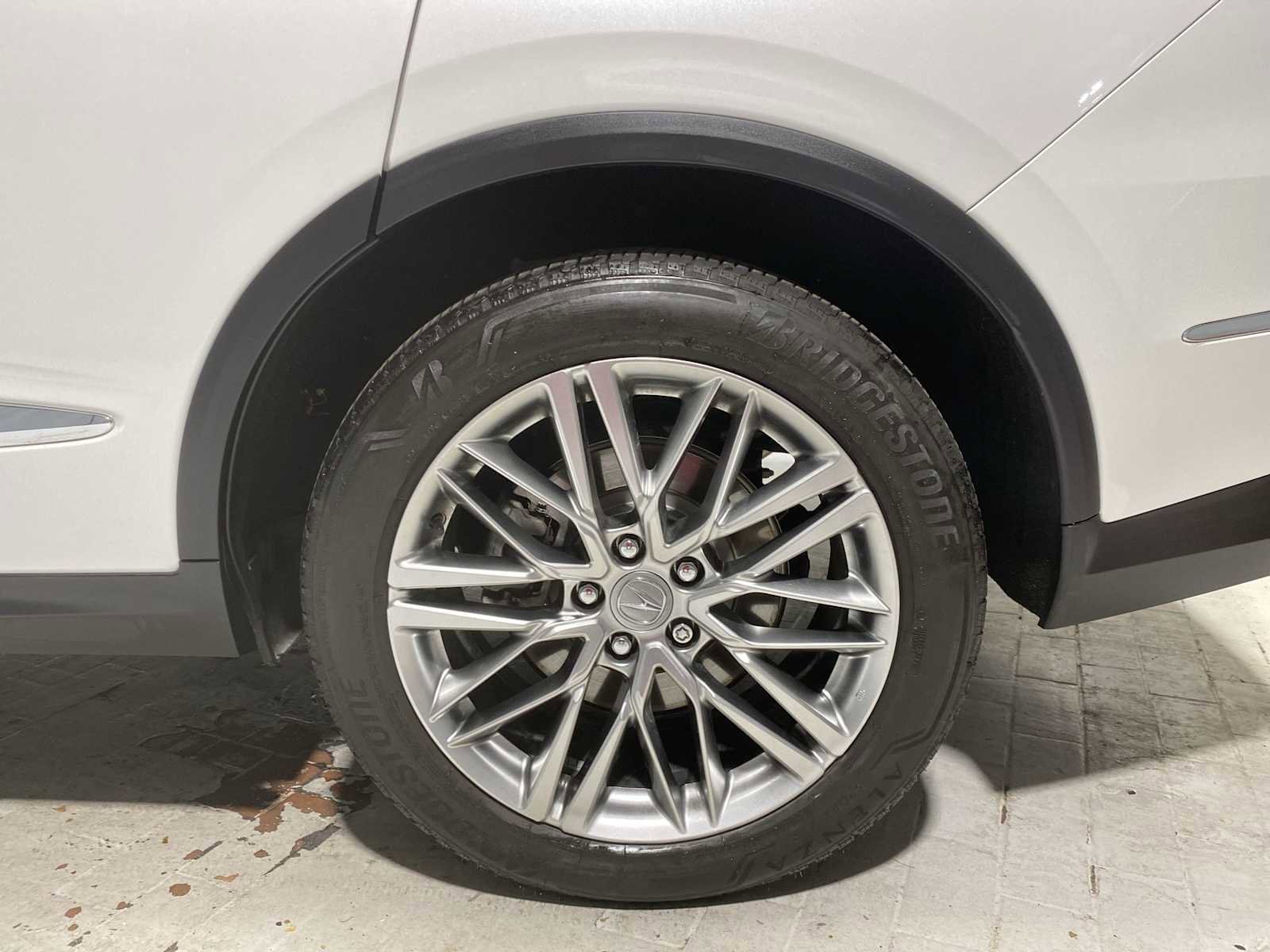 Certified 2023 Acura MDX SH-AWD w/ Advance Package image 8