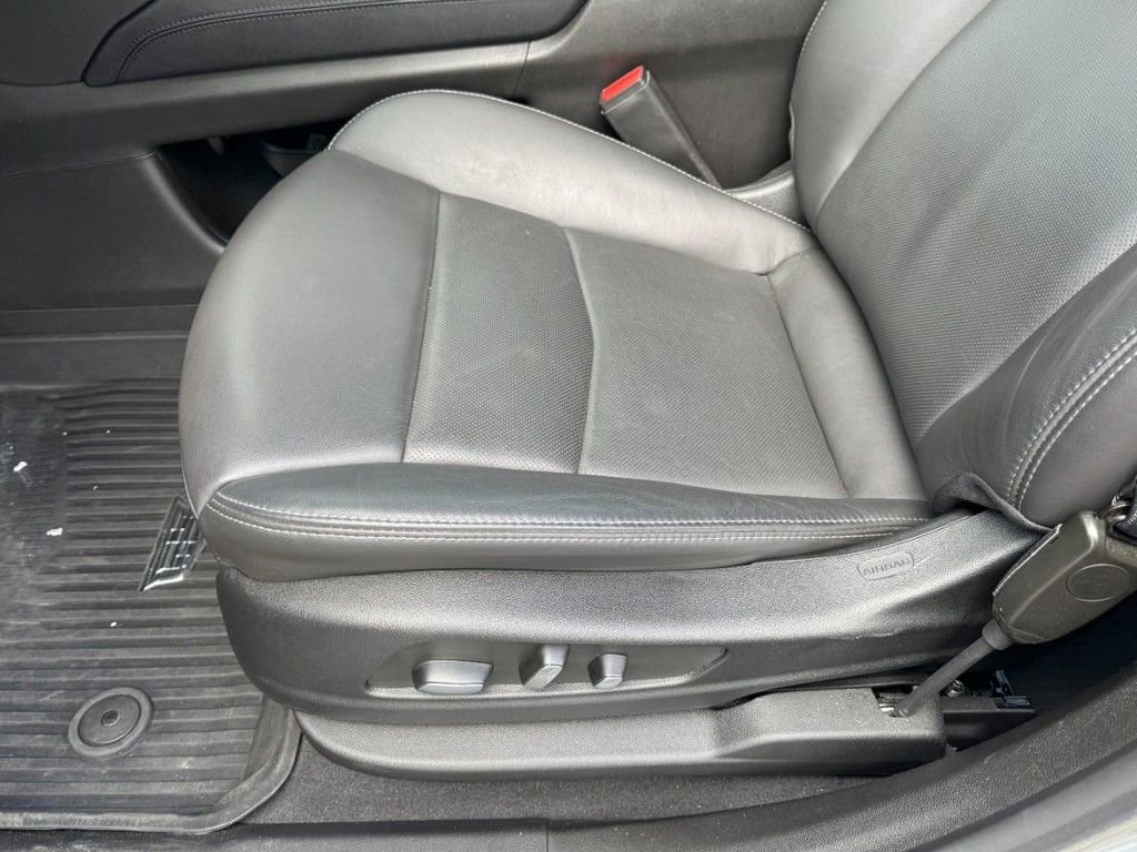 Used 2024 Cadillac XT6 Premium Luxury w/ Technology Package image 16