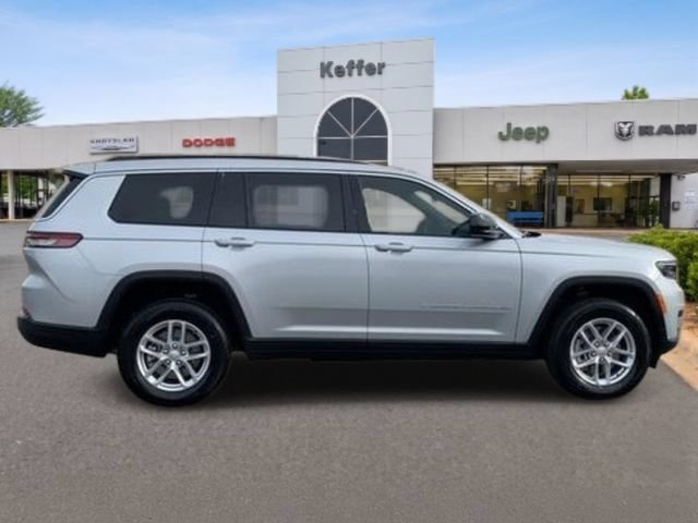 Used 2025 Jeep Grand Cherokee L Laredo AWD/4WD image 6