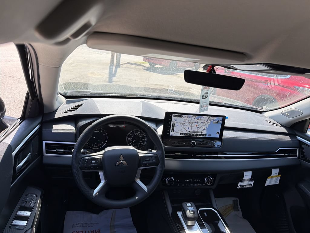 New 2026 Mitsubishi Outlander ES AWD/4WD image 13