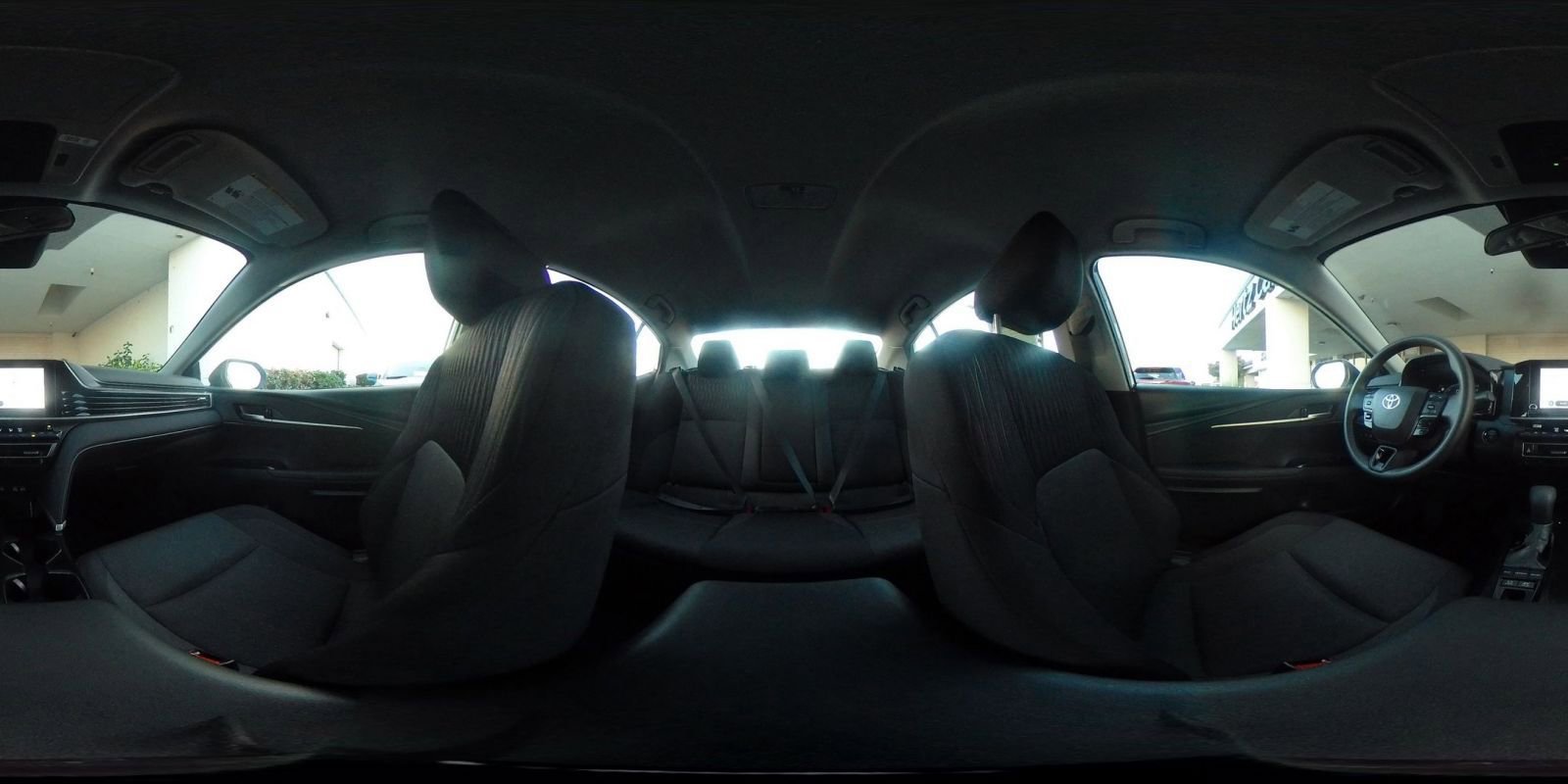 Used 2025 Toyota Camry LE image 42