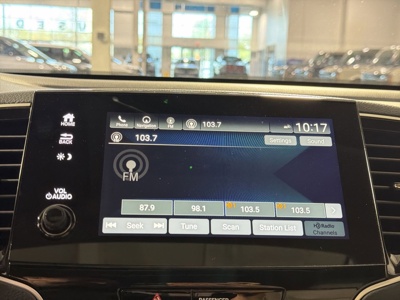 Used 2020 Honda Pilot Touring image 37