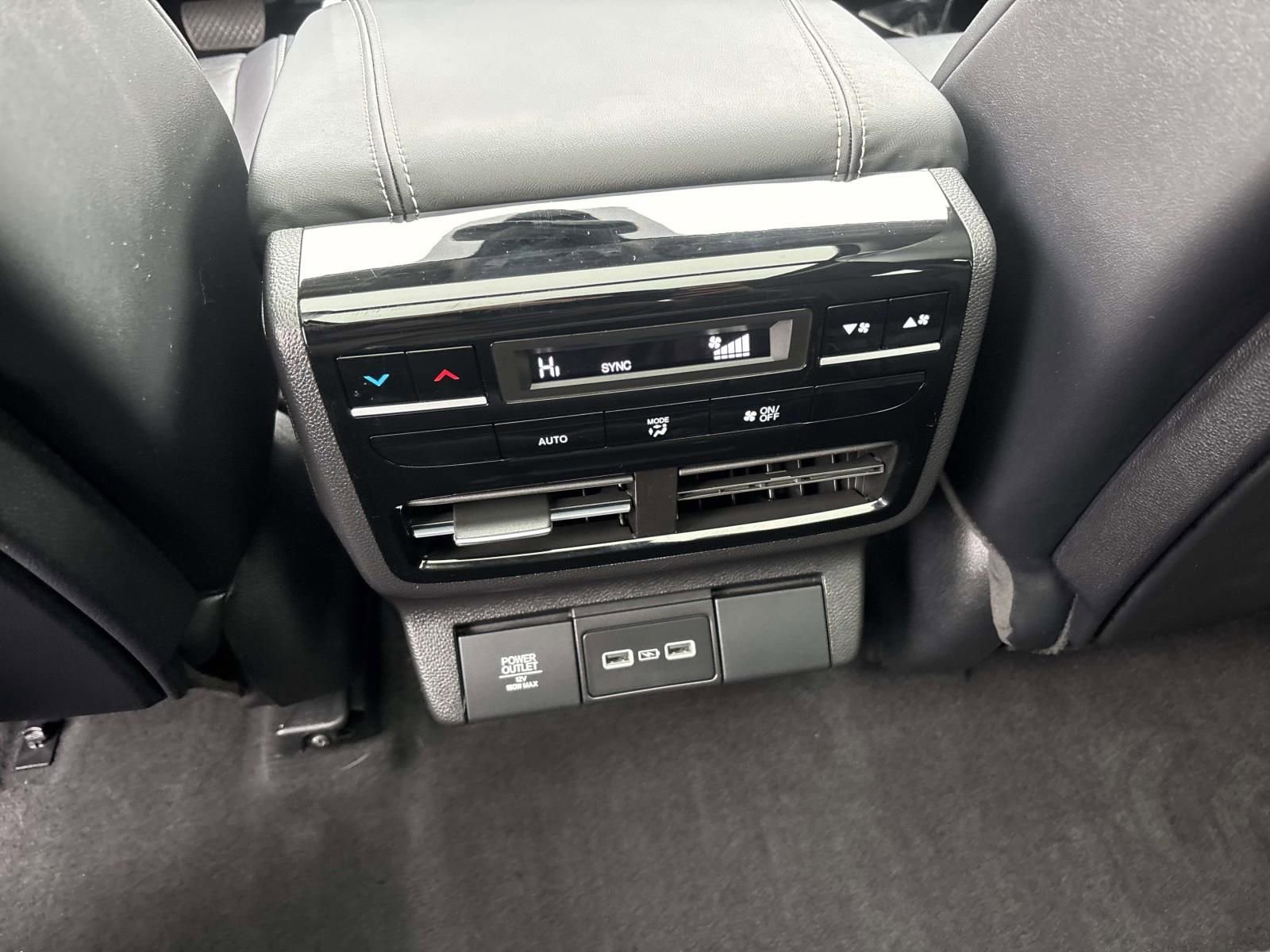 Used 2023 Acura MDX SH-AWD w/ Technology Package image 36