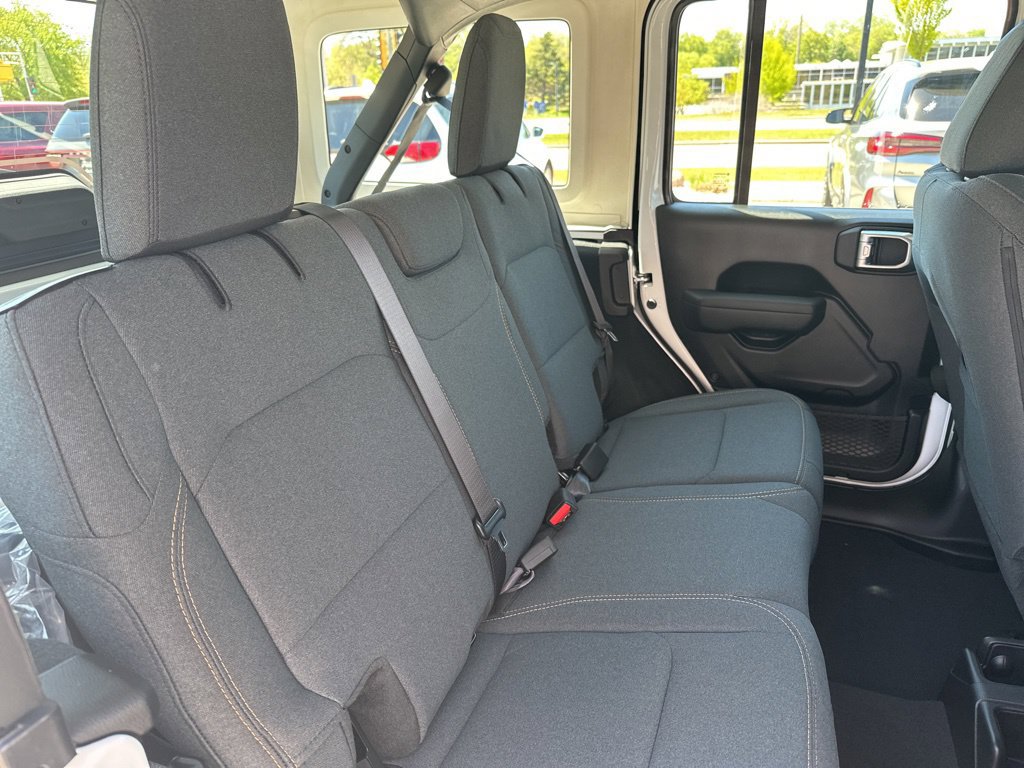 New 2026 Jeep Wrangler Unlimited Sport AWD/4WD image 17