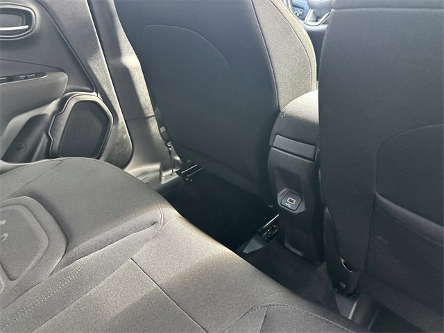 Used 2020 Jeep Renegade Latitude image 37