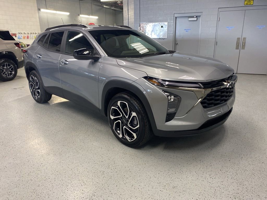 New 2026 Chevrolet Trax RS w/ Sunroof Package image 1