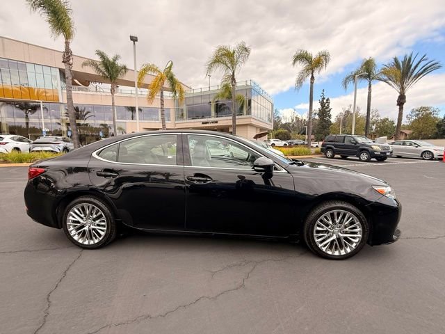 Used 2013 Lexus ES 350 w/ Luxury Pkg FWD image 3