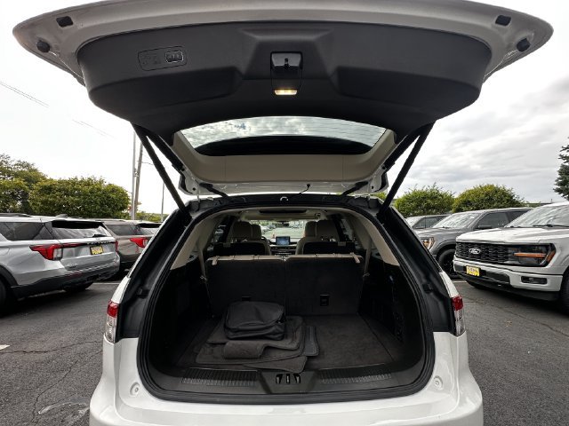 Certified 2023 Lincoln Aviator Grand Touring w/ Equipment Group 301A AWD/4WD image 43