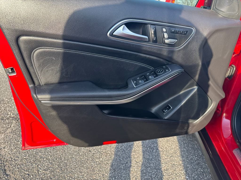 Used 2018 Mercedes-Benz GLA 250 4MATIC image 11