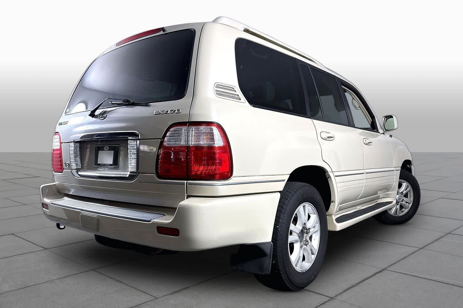 Used 2005 Lexus LX 470 4WD image 10
