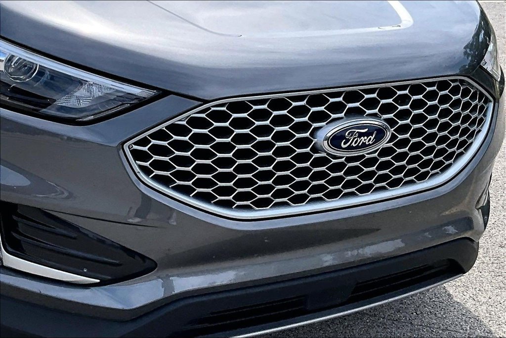 Certified 2024 Ford Edge SEL w/ Convenience Package AWD/4WD image 29