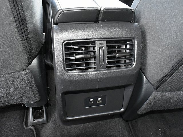 Used 2022 Nissan Rogue SV image 24