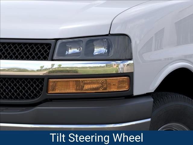 New 2025 Chevrolet Express 4500 4500 Series w/ Power Convenience Package image 11