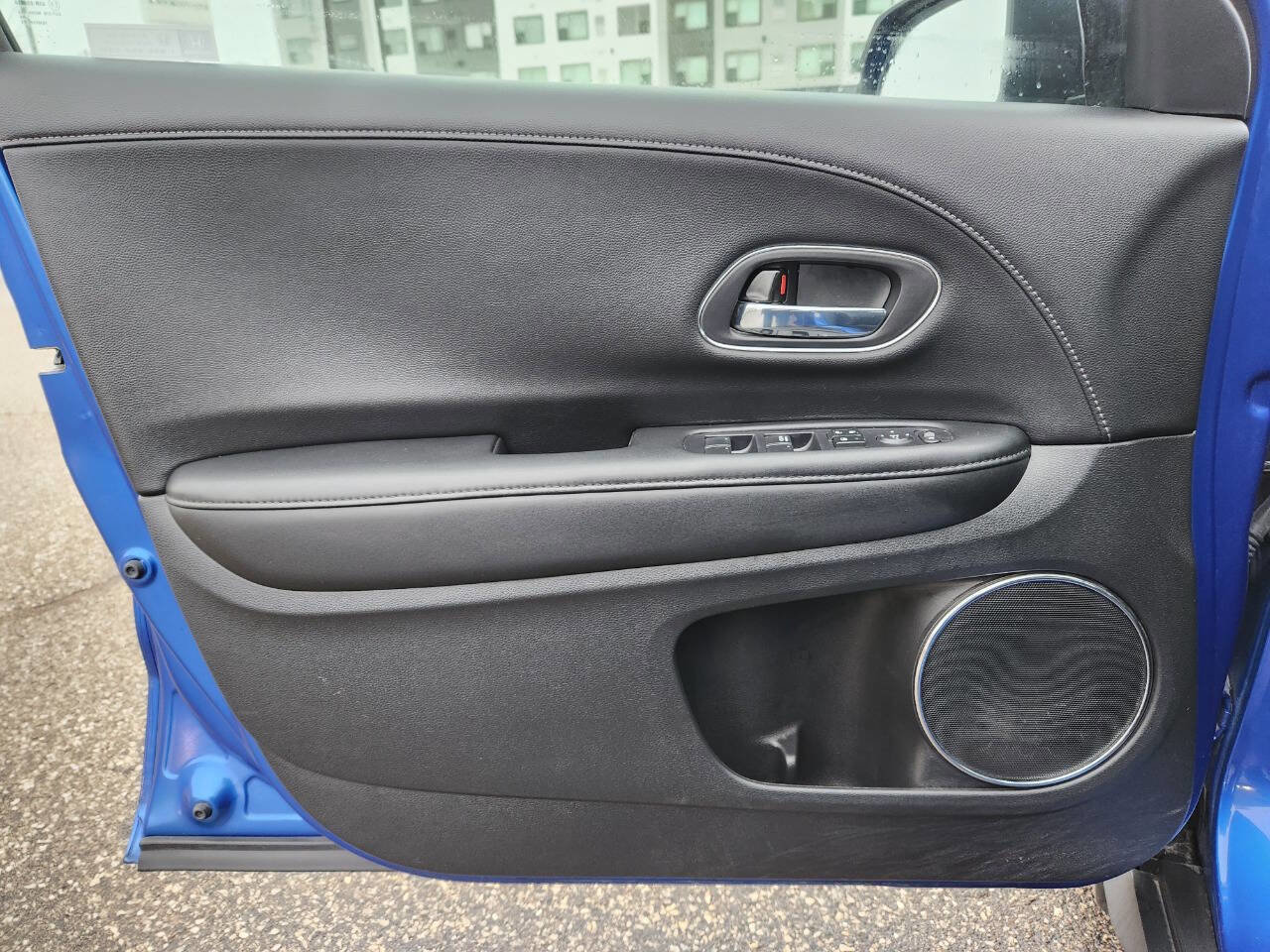 Used 2021 Honda HR-V EX-L image 19