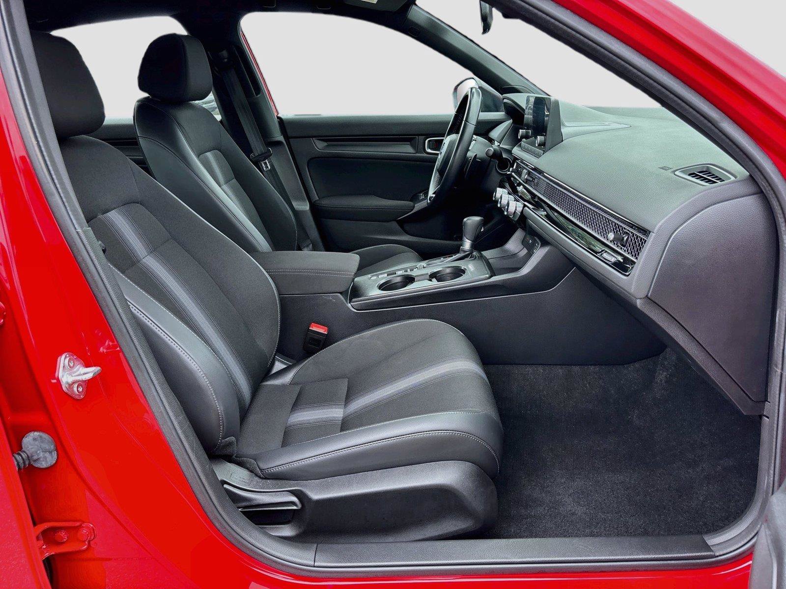 Certified 2024 Honda Civic Sport image 29
