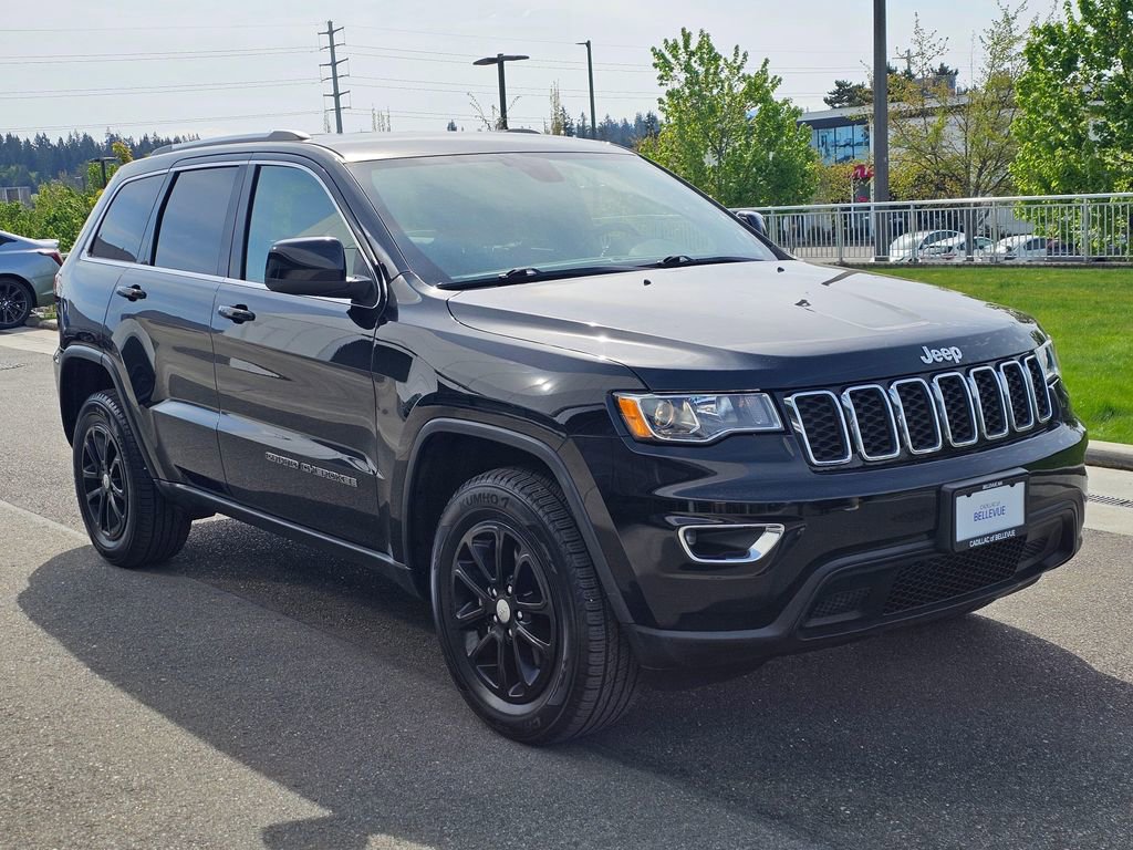 Used 2021 Jeep Grand Cherokee Laredo X AWD/4WD image 7