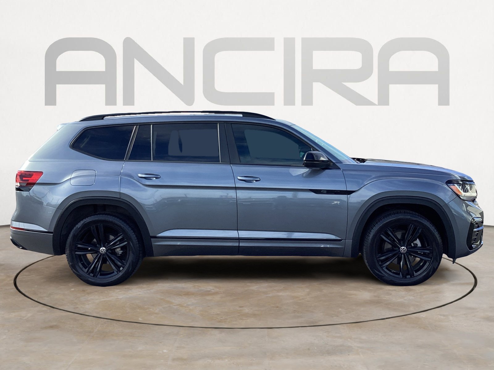 Used 2023 Volkswagen Atlas SEL R-Line image 15