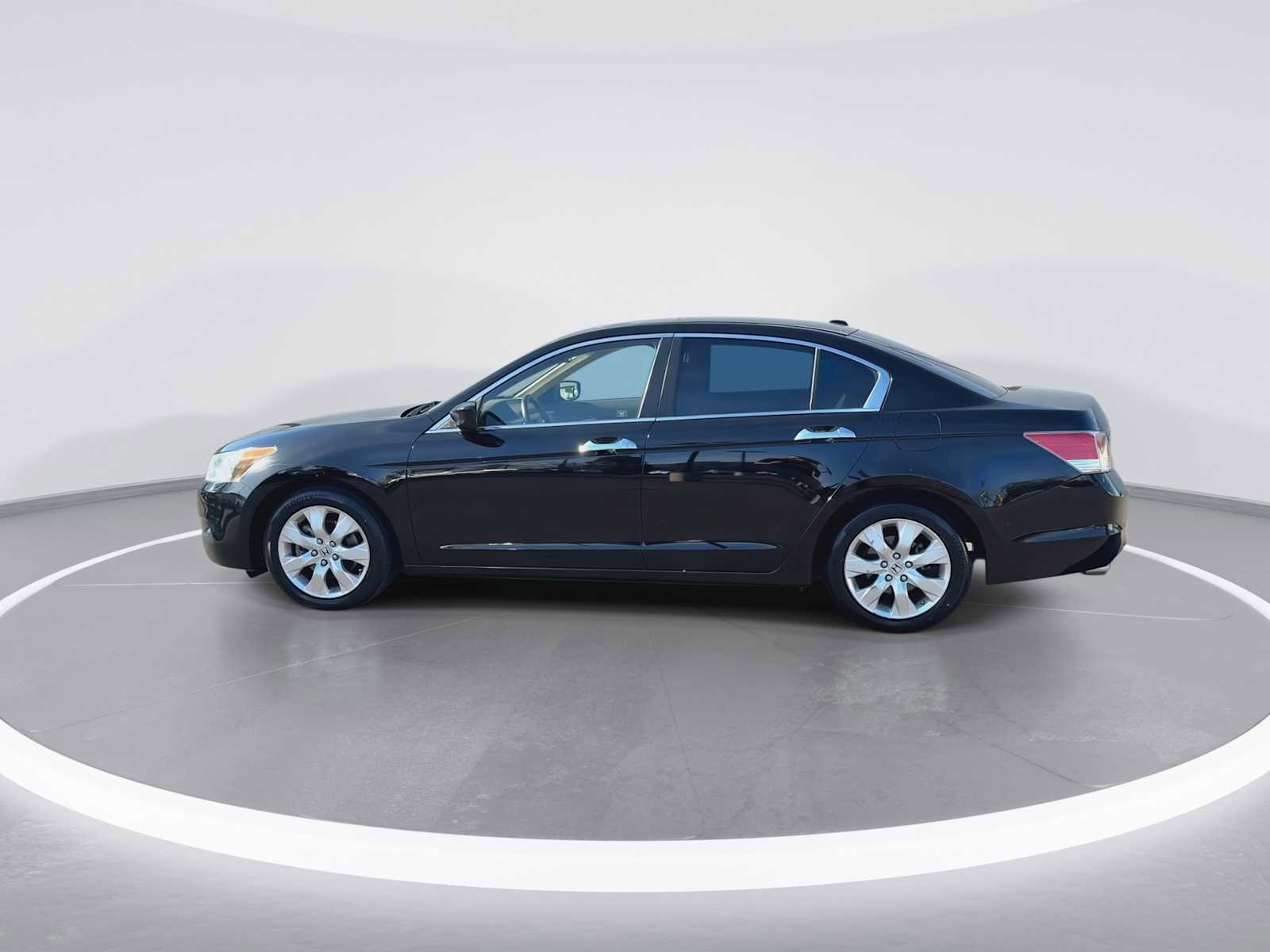 Used 2010 Honda Accord EX-L image 5