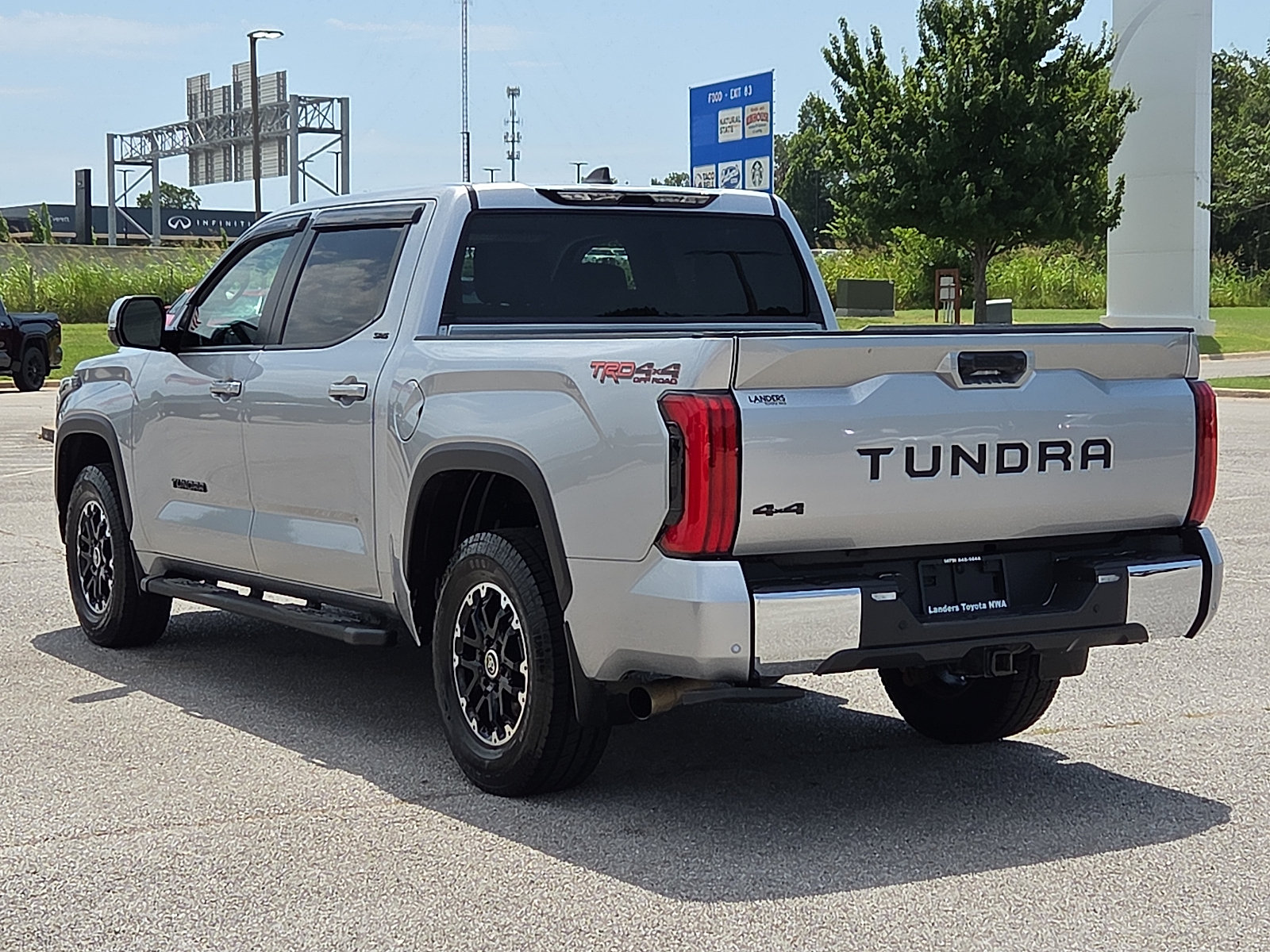 Used 2024 Toyota Tundra SR5 w/ TRD Off-Road Premium Package AWD/4WD image 4