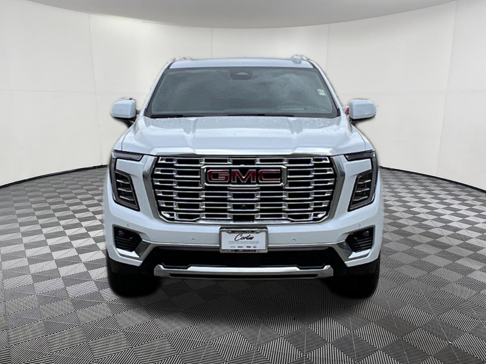 New 2026 GMC Yukon XL Denali w/ Sun & Power Step Package AWD/4WD image 2