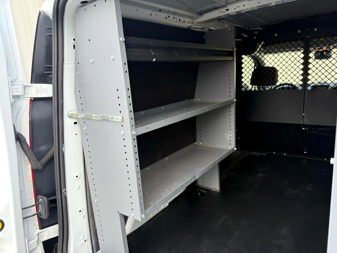 Used 2021 Ford Transit Connect XL image 28