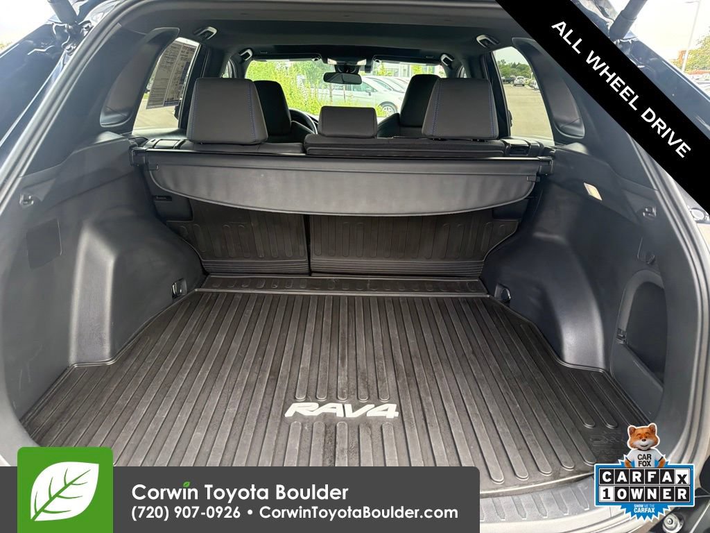 Used 2024 Toyota RAV4 SE w/ Convenience Package AWD/4WD image 18
