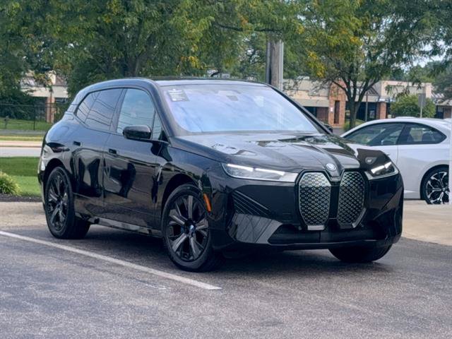 Used 2024 BMW iX xDrive50 w/ Premium Package AWD/4WD image 1