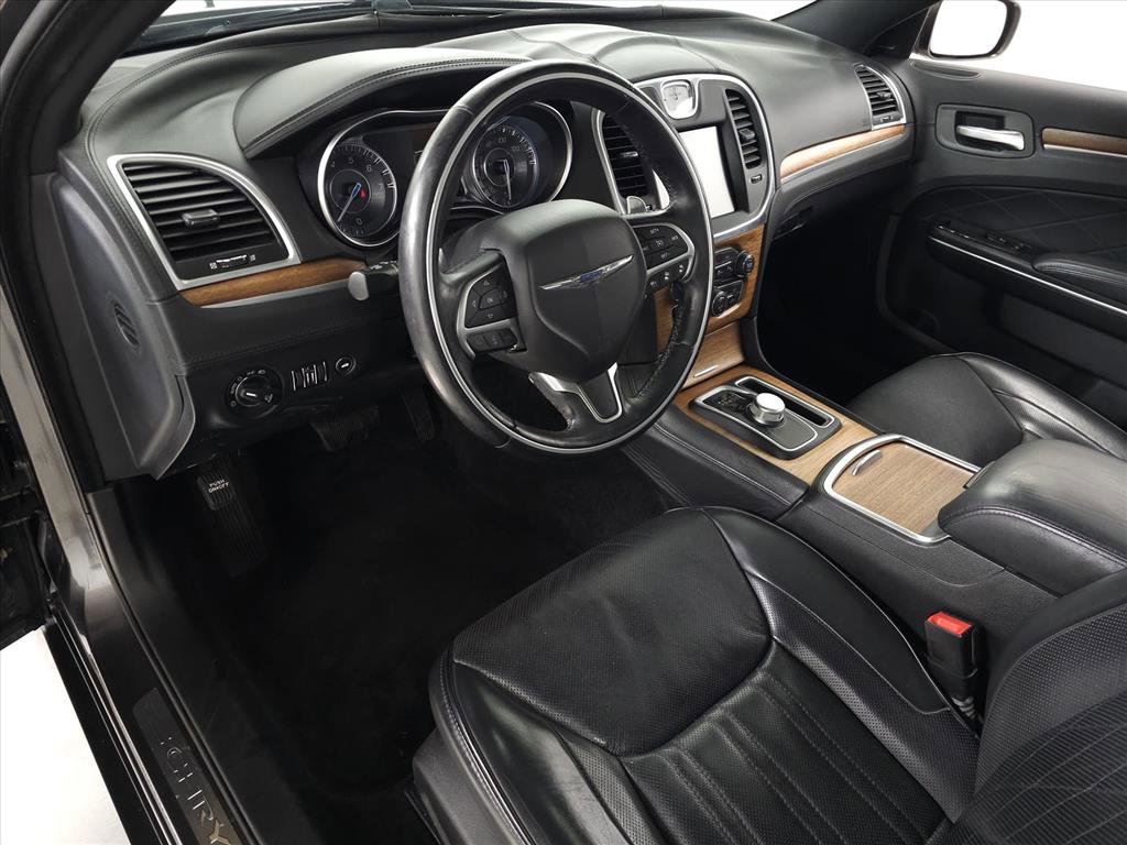 Used 2016 Chrysler 300 C Platinum w/ Safetytec Plus Group image 15