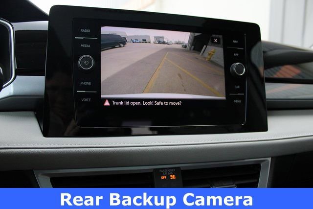 New 2025 Volkswagen Taos SEL image 3