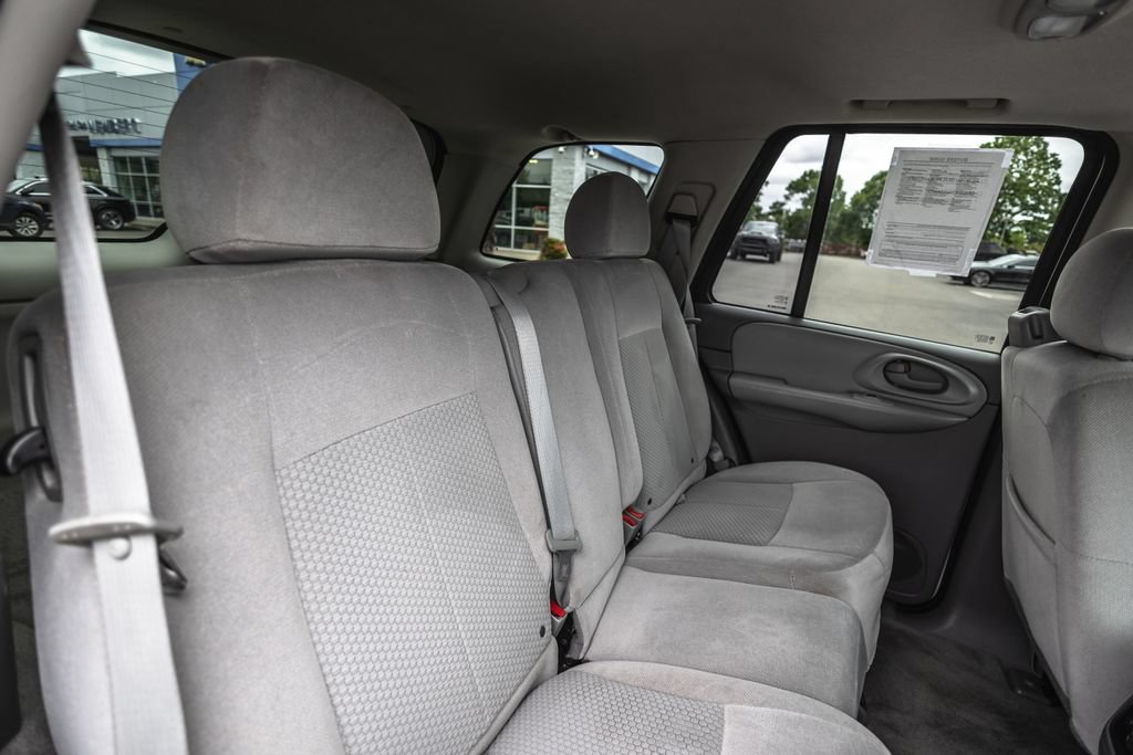 Used 2008 Chevrolet TrailBlazer 4WD image 28