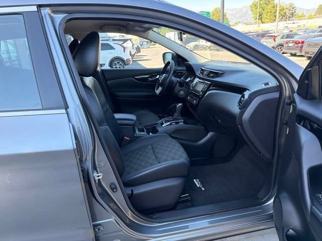 Used 2022 Nissan Rogue Sport SV w/ Technology Package AWD/4WD image 33