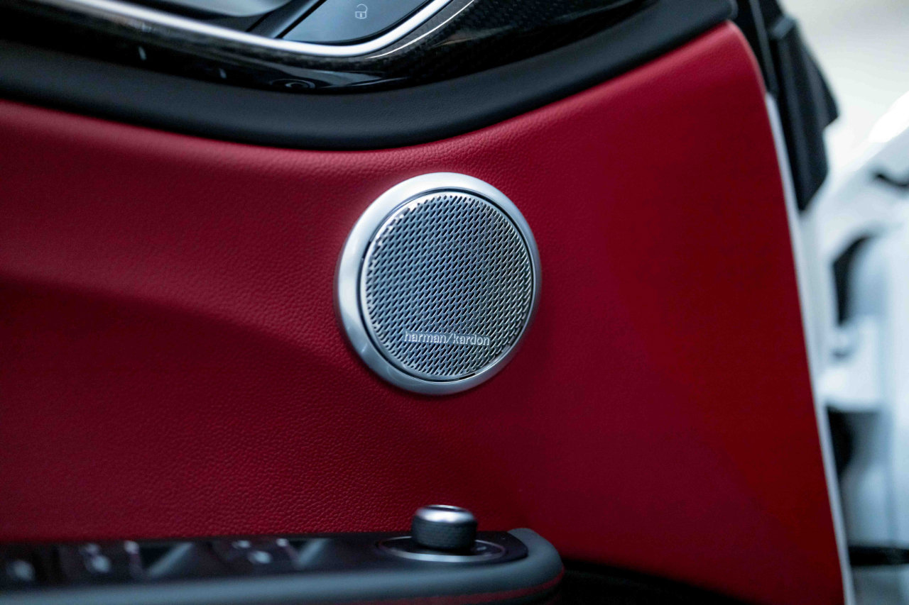 Used 2017 Alfa Romeo Giulia Quadrifoglio image 39