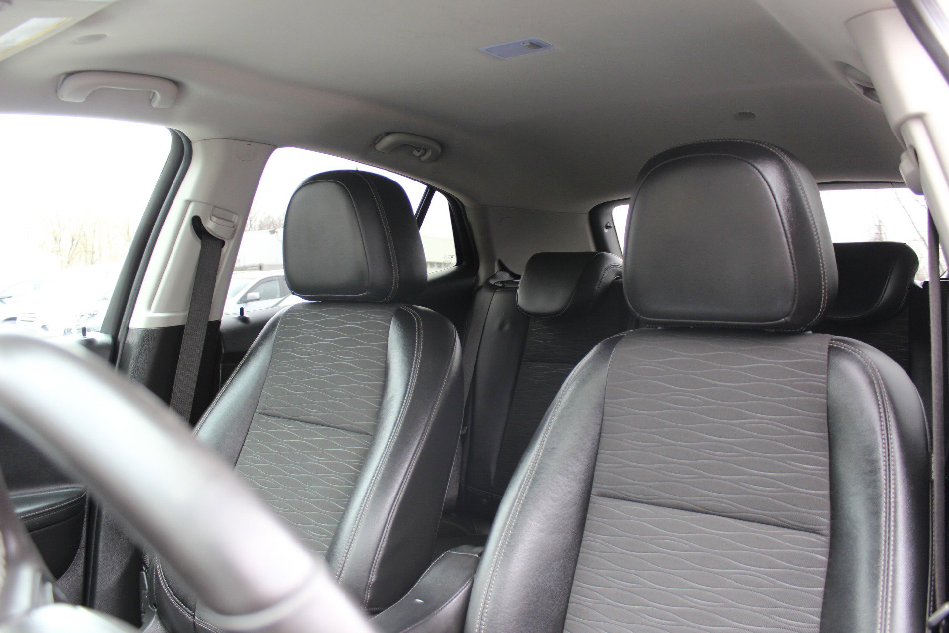 Used 2015 Buick Encore AWD image 17