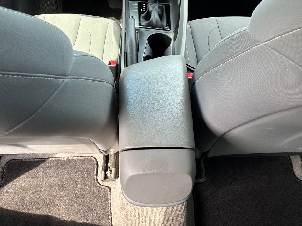 Used 2022 Hyundai Elantra SEL FWD image 24