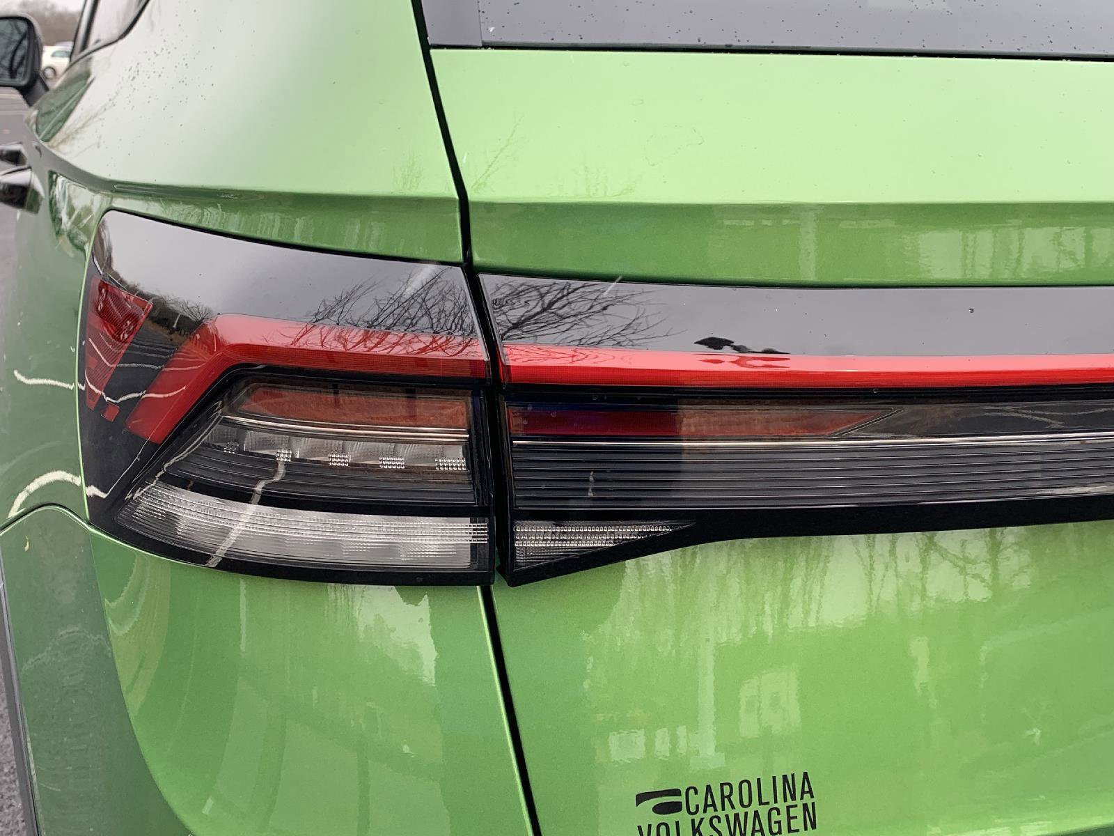 Used 2025 Volkswagen Taos SE w/ Taos Adventure Package (SXB) image 14