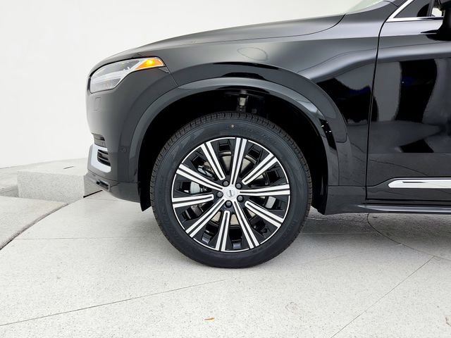 New 2025 Volvo XC90 B6 Plus w/ Protection Package Premier image 31