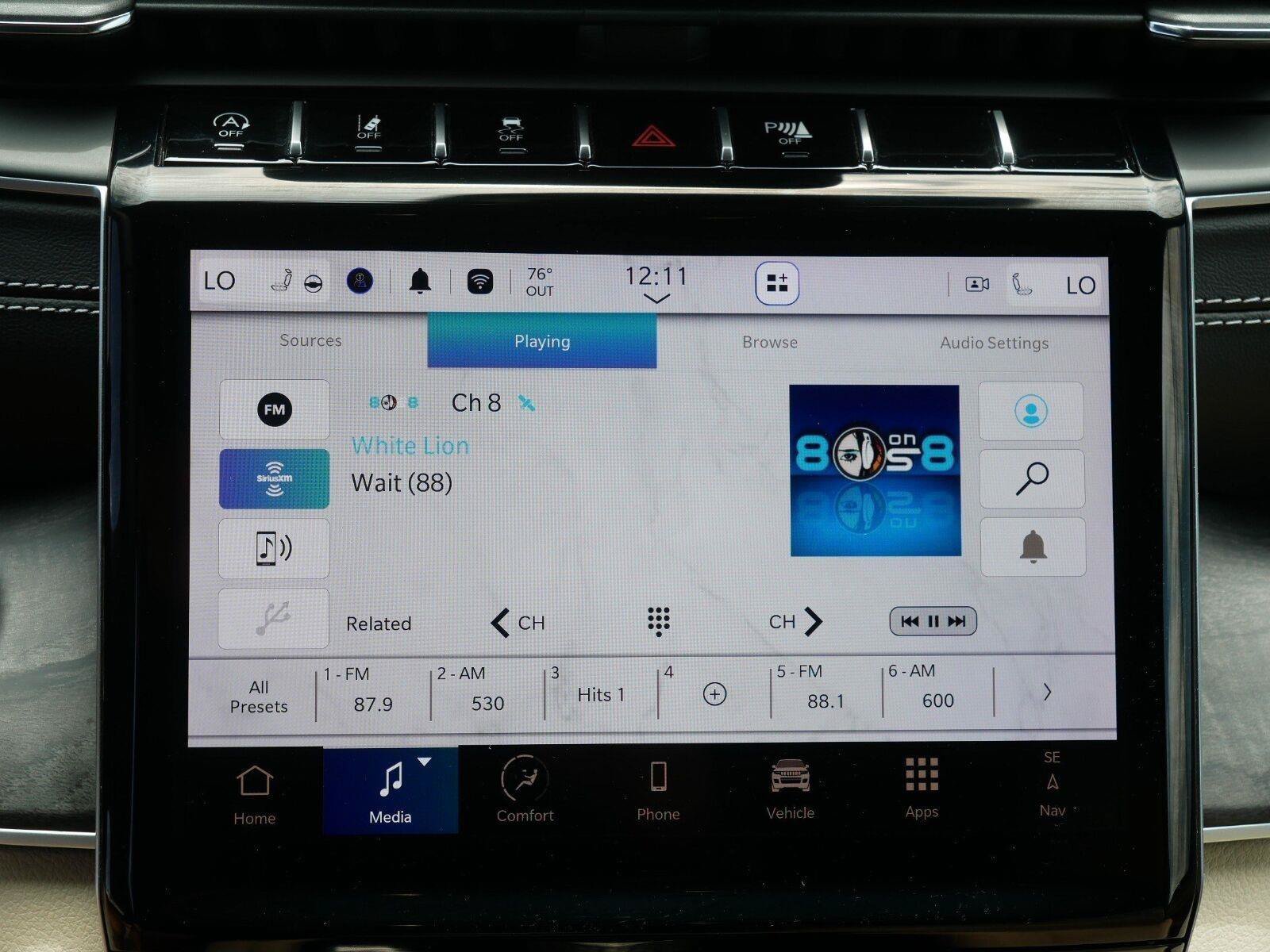 New 2025 Jeep Grand Cherokee L Limited AWD/4WD image 17