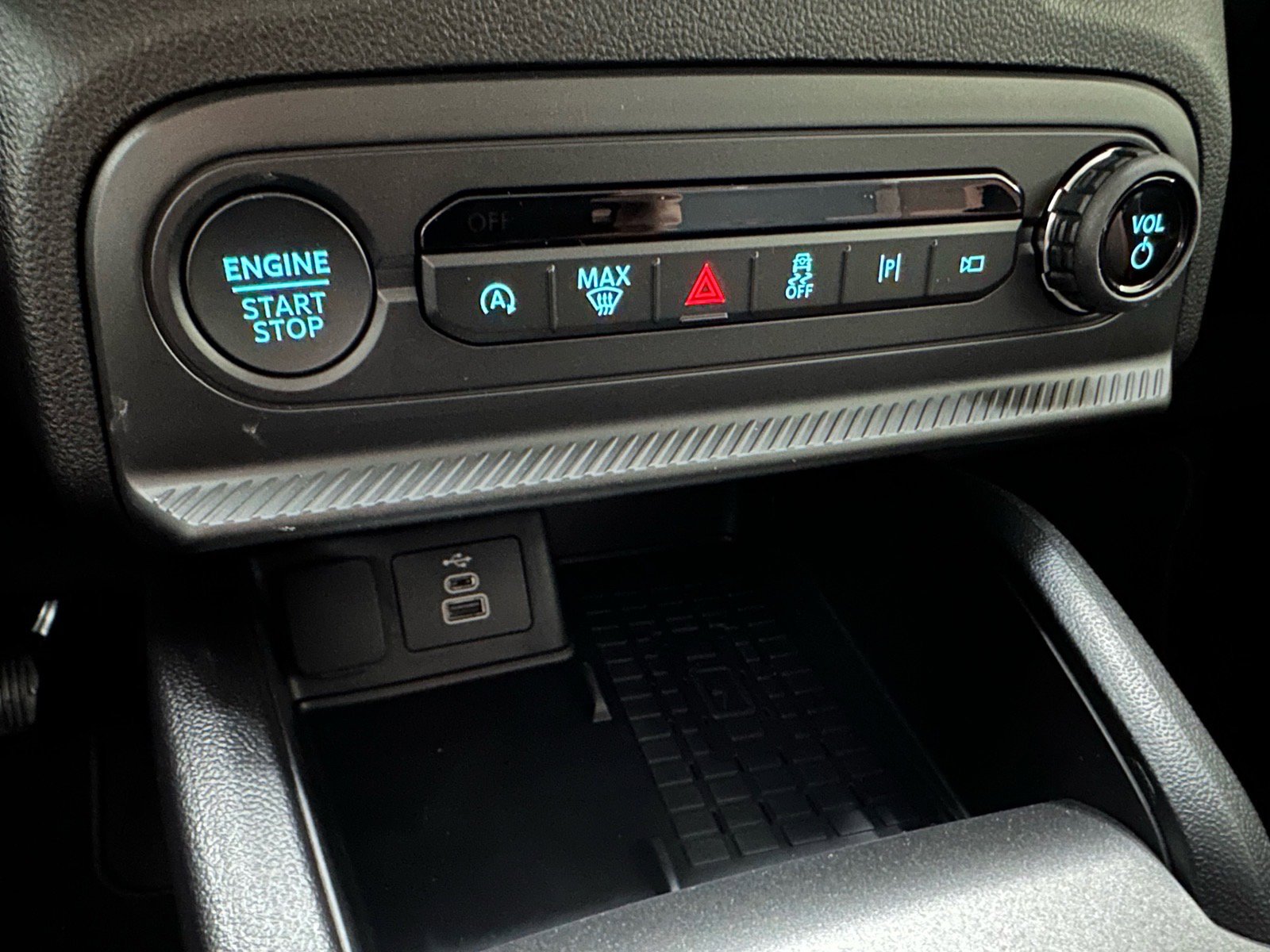 New 2025 Ford Bronco Sport Outer Banks w/ Outer Banks Tech Package+ image 38