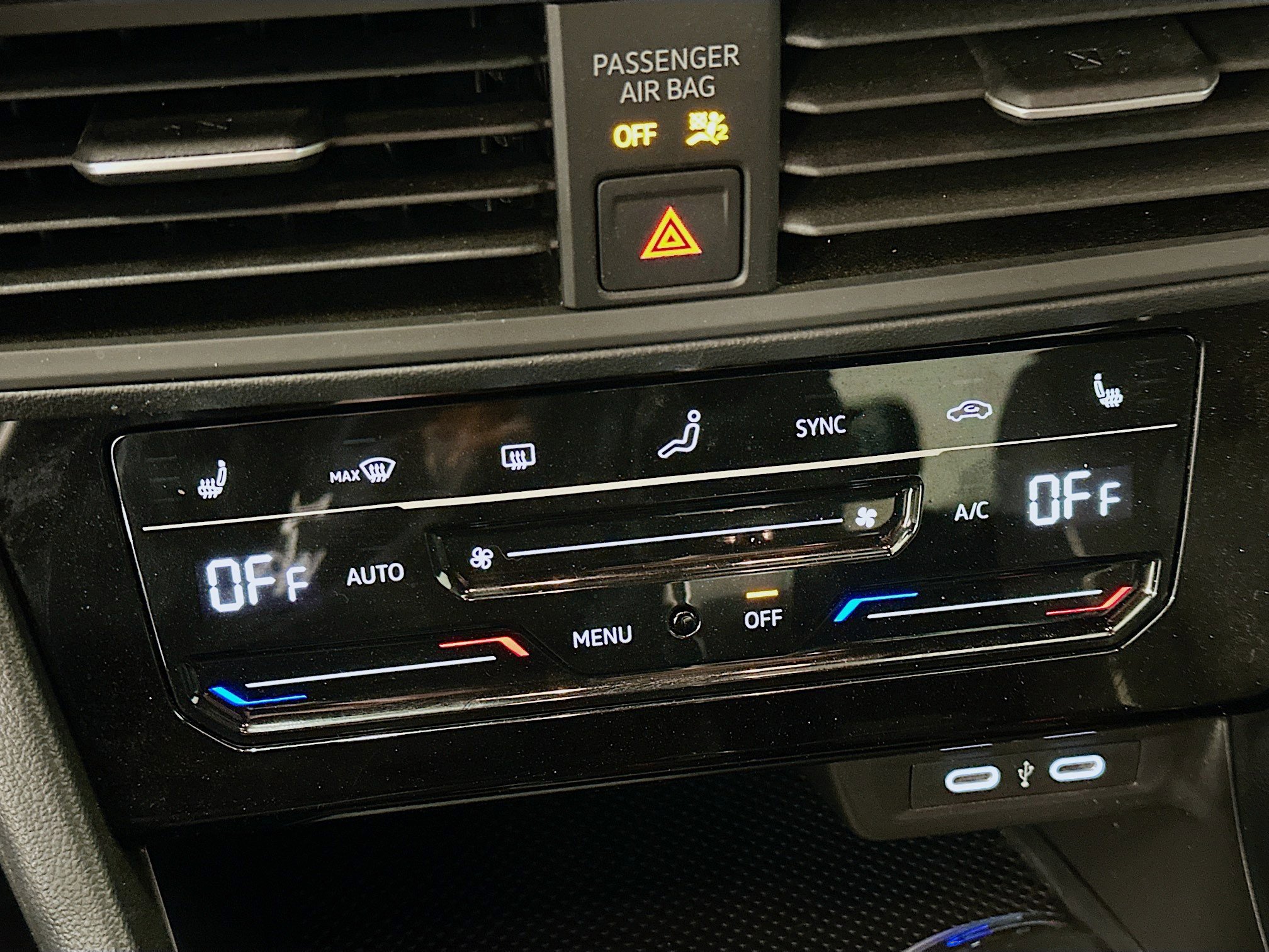 Used 2025 Volkswagen Jetta Sport image 23