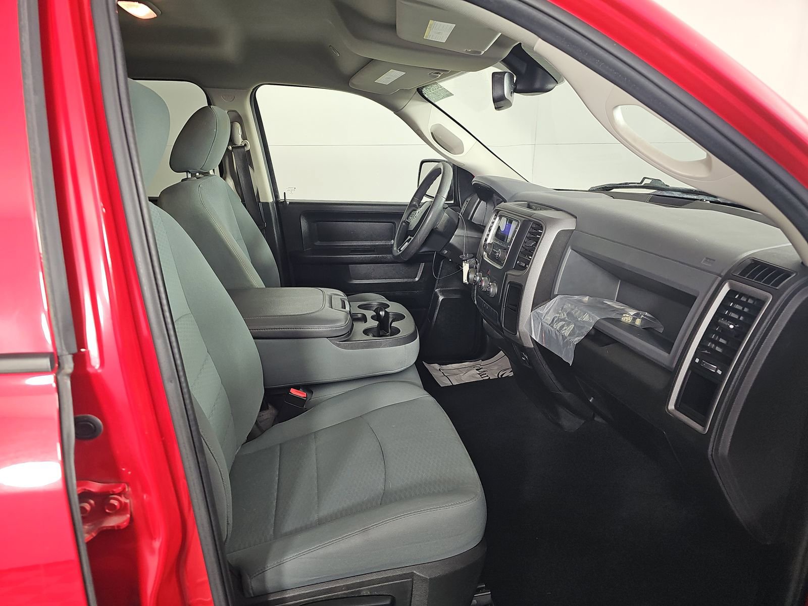 Used 2019 RAM 1500 Express AWD/4WD image 13