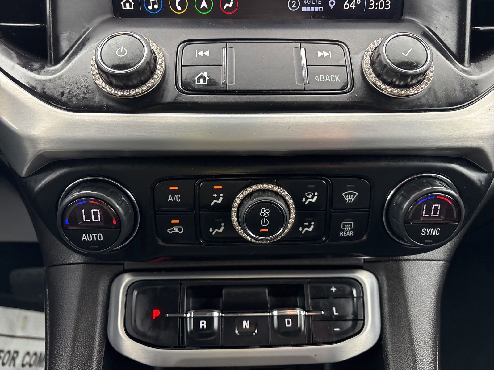 Used 2022 GMC Acadia SLT image 24