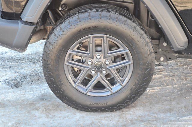 Used 2024 Jeep Wrangler Sport S image 11