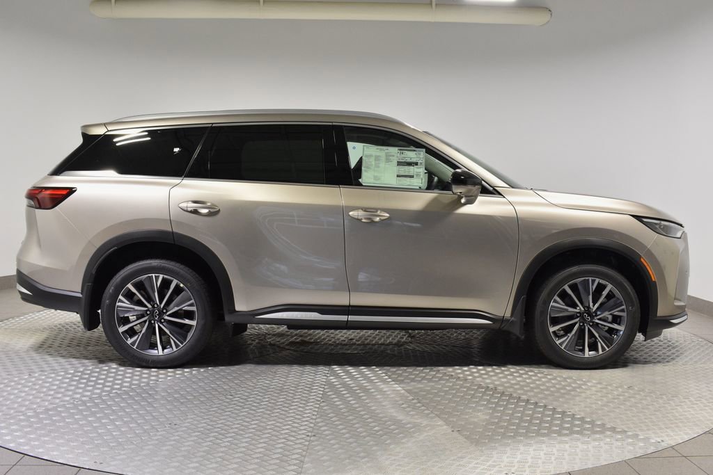 New 2026 INFINITI QX60 Luxe w/ Family Package image 6