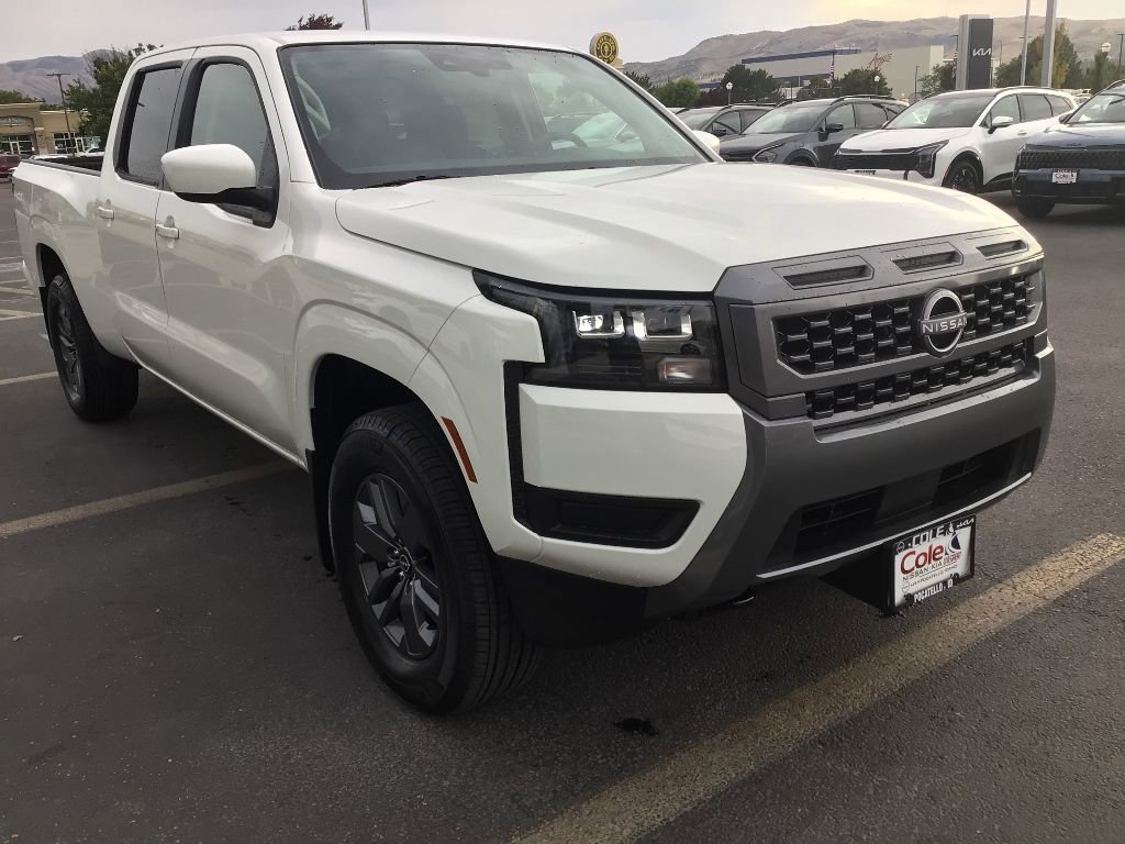 New 2026 Nissan Frontier SV w/ SV Convenience Package