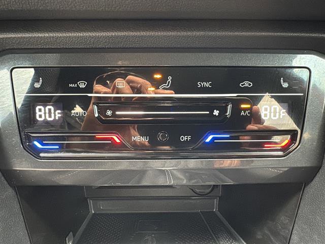 Certified 2024 Volkswagen Tiguan SE R-Line AWD/4WD image 23