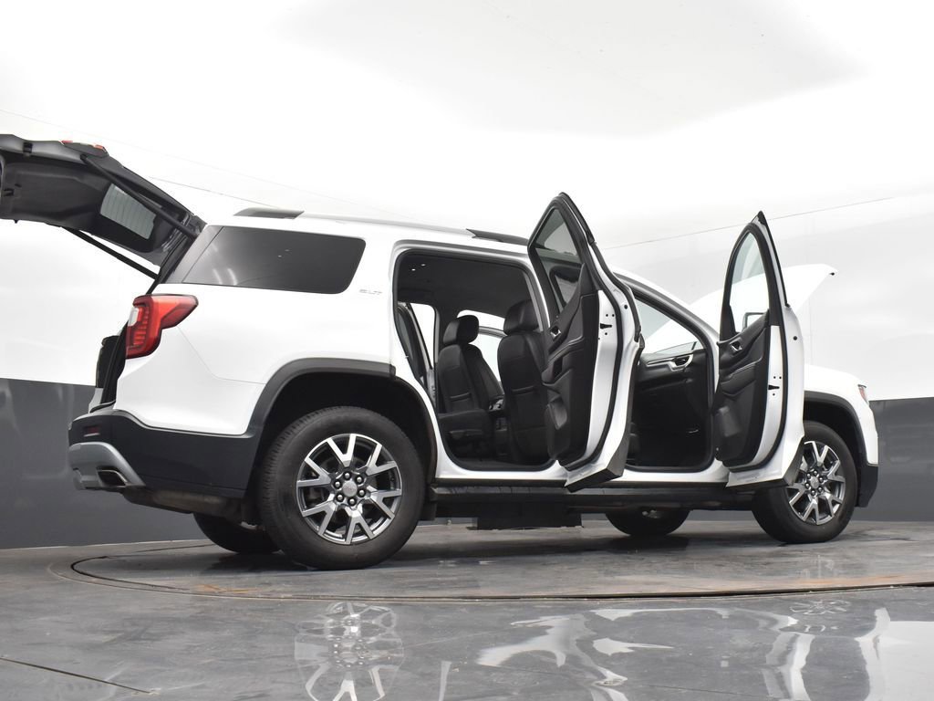 Used 2023 GMC Acadia SLT image 33