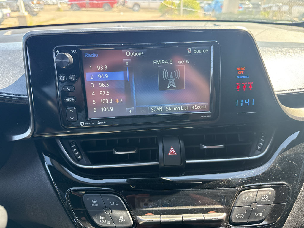 Used 2018 Toyota C-HR XLE FWD image 10