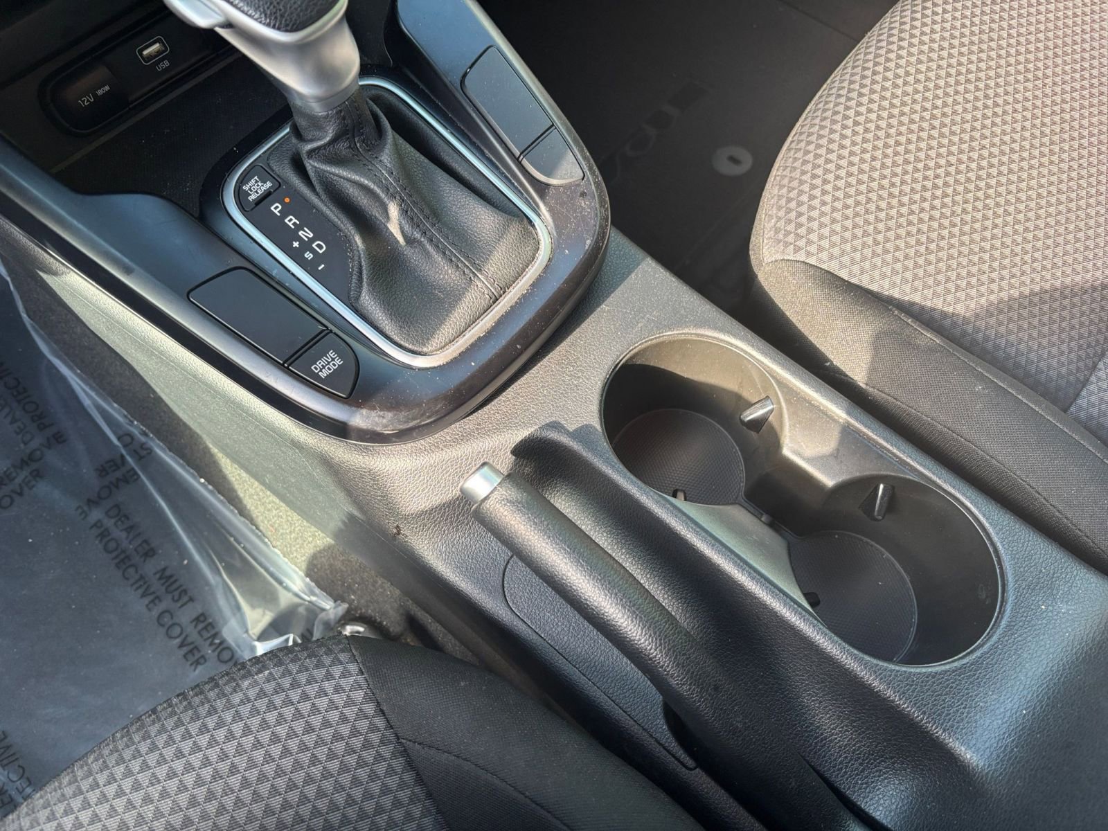 Used 2025 Kia Soul LX w/ LX Technology Package FWD image 36