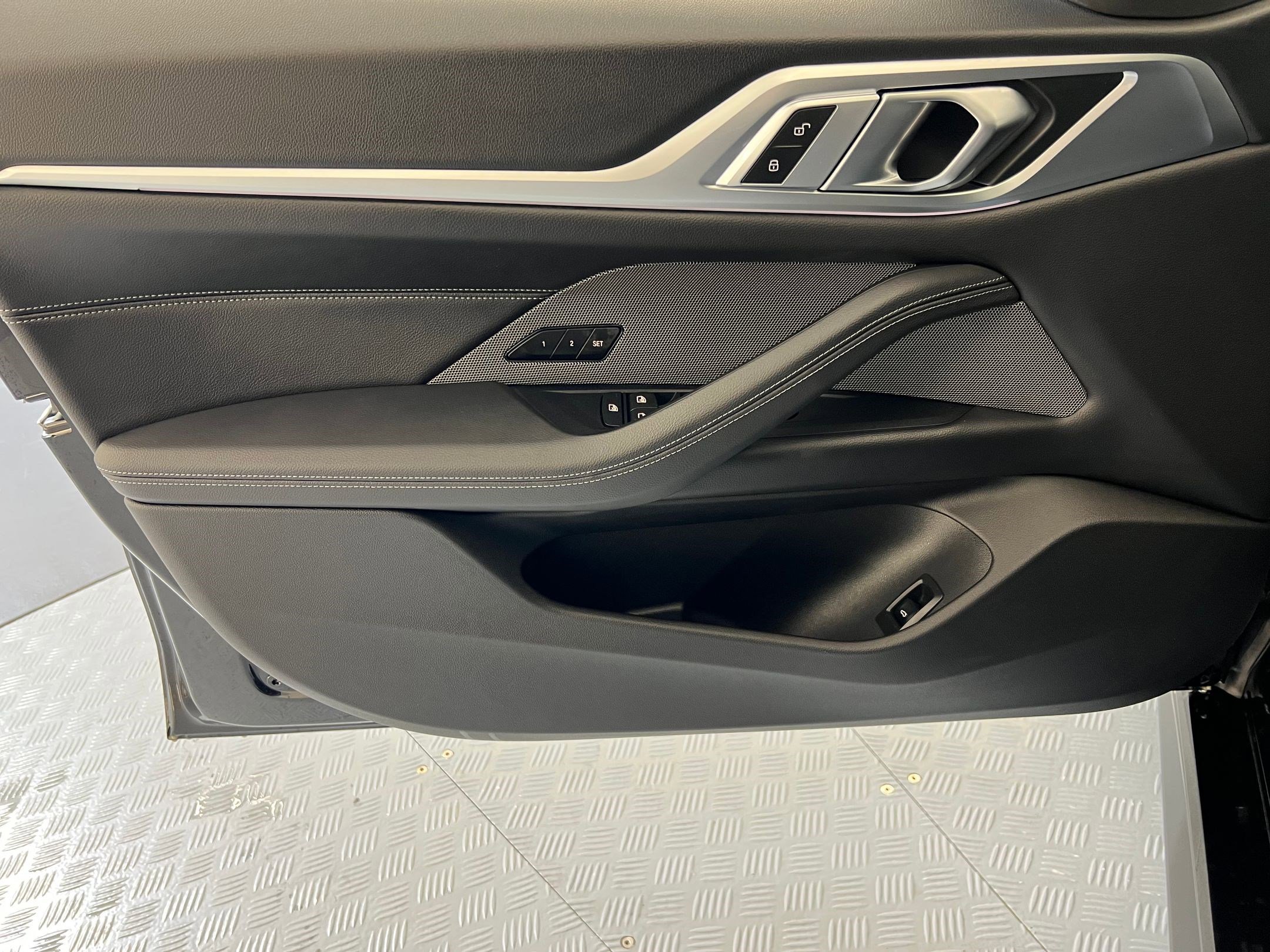 New 2026 BMW 430i xDrive w/ M Sport Package image 12