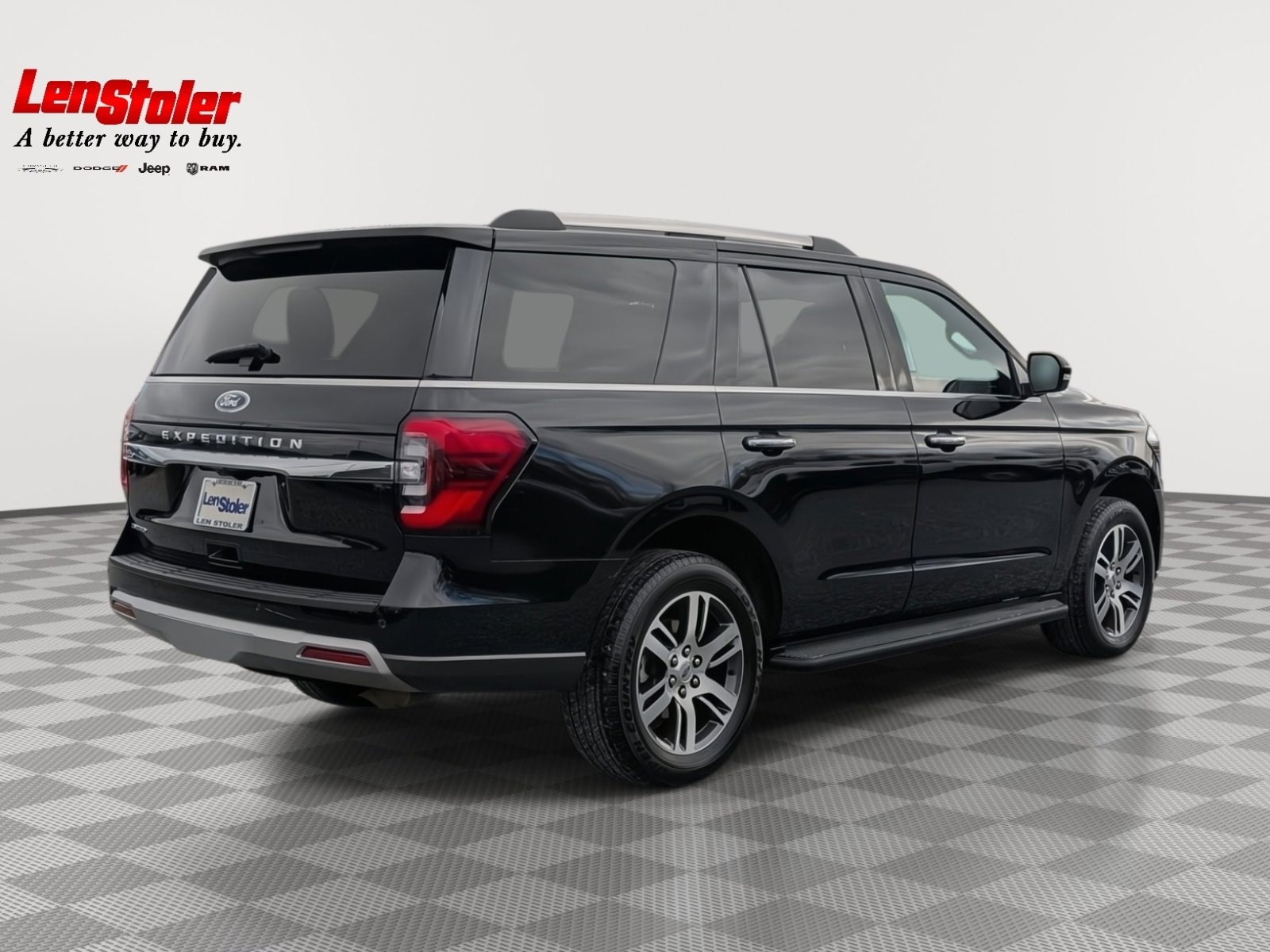 Used 2024 Ford Expedition Limited image 5